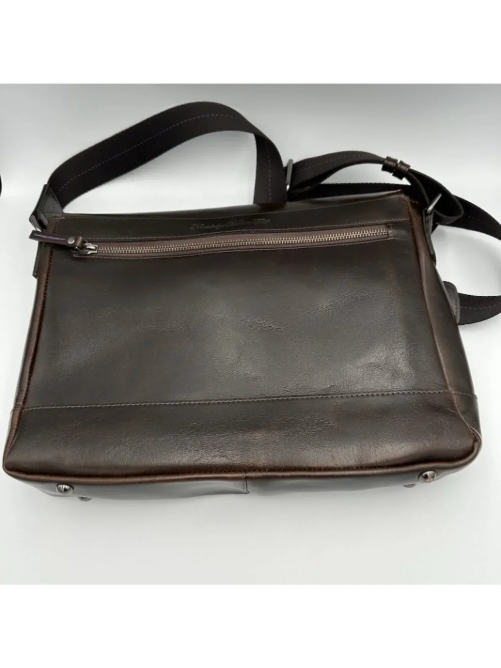 Robert Graham Brown Genuine Leather Messenger Portfolio Laptop/ipad Bag